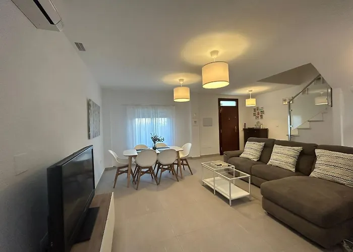 Casa De Playa Alamos Andra بيت للعطل توريمولينوس